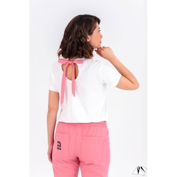 p23-14-white-and-pink_2web