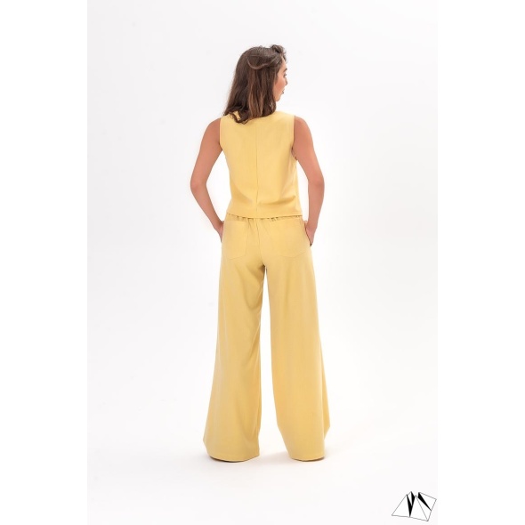 p24-15-yellow_4web